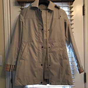 New Burberry beige keyla trench coat